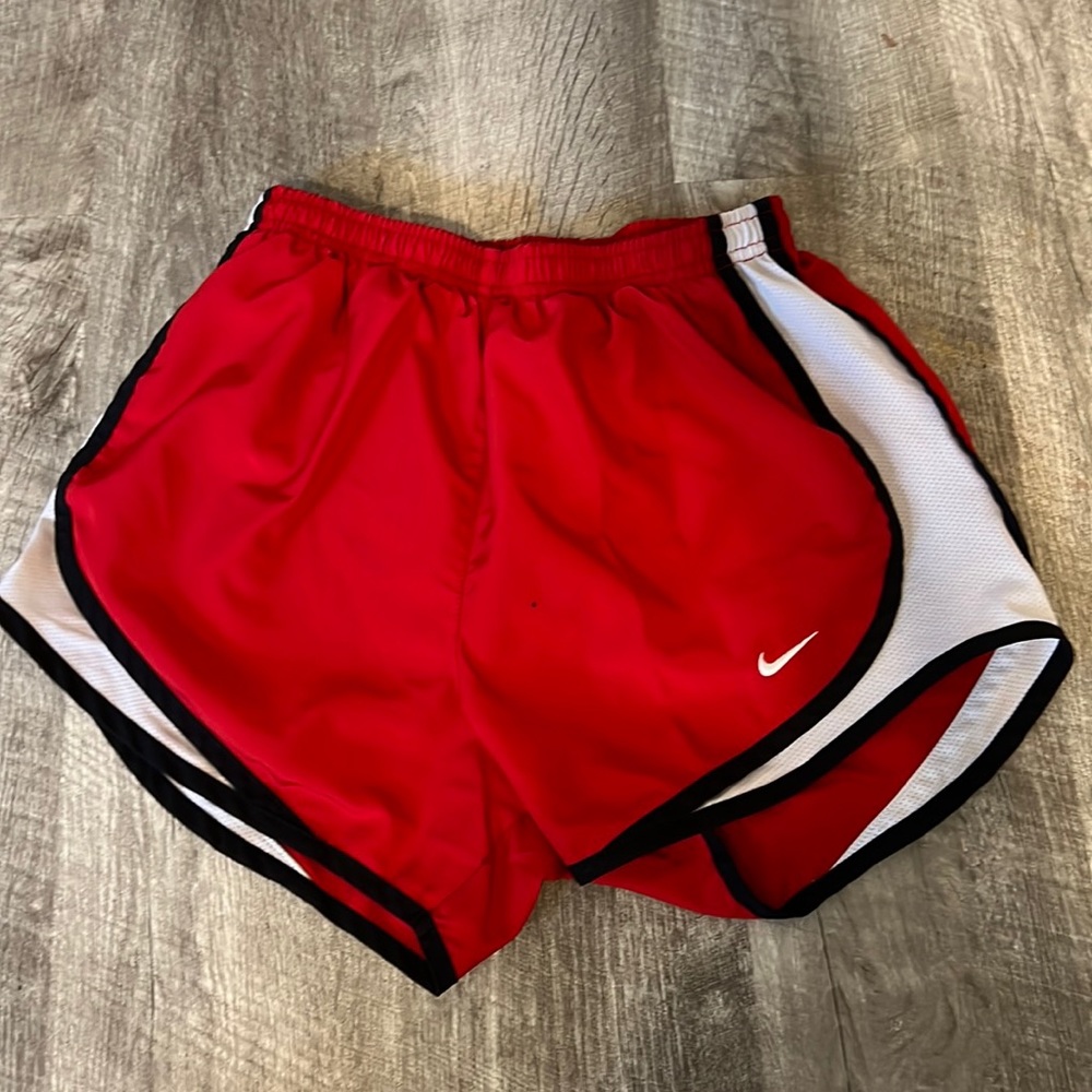 Classic red Nike short
